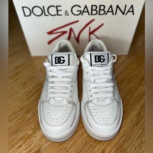Dolce & Gabbana White New Roma Sneakers Size 41EU / 8US. Slightly Worn